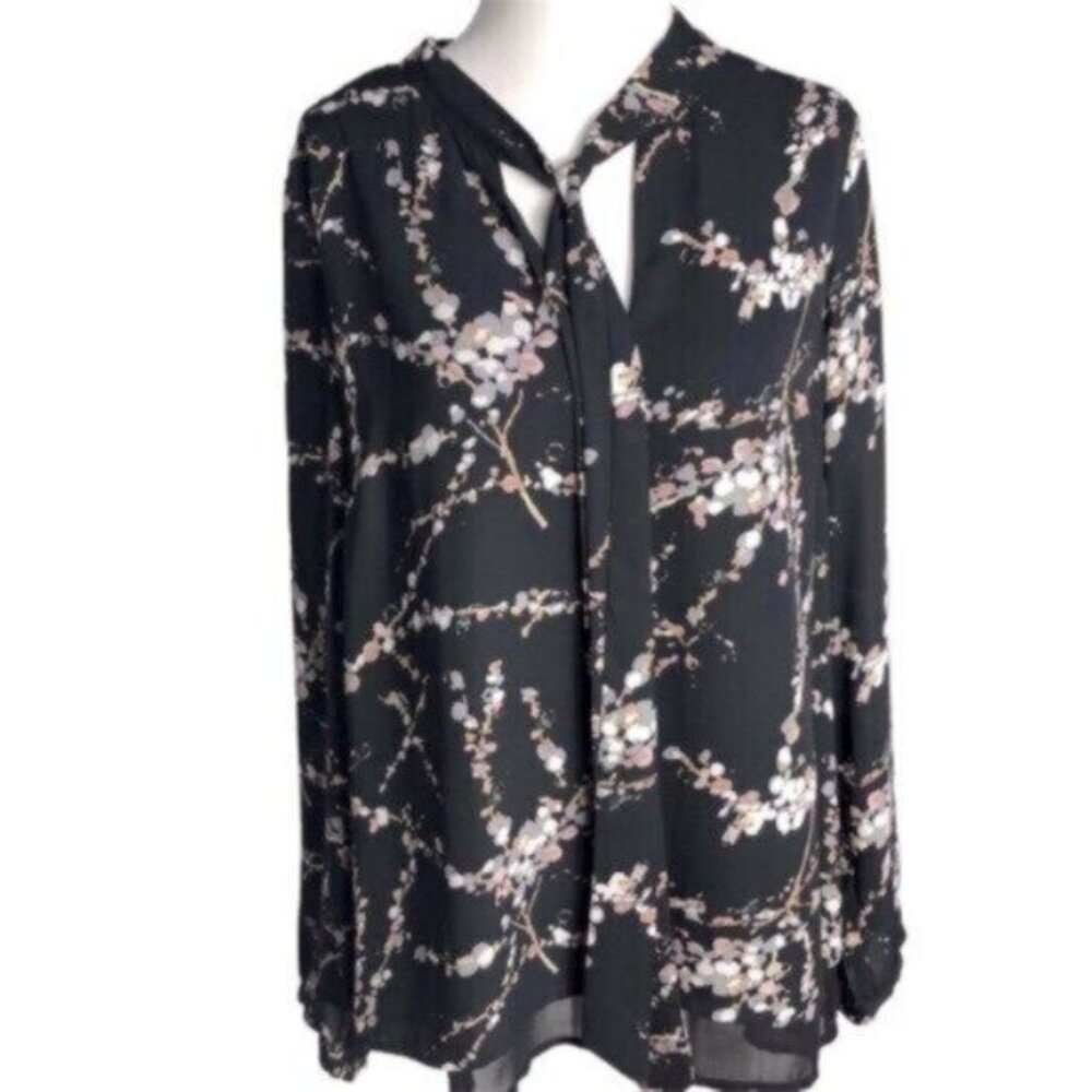 DR2 Black Floral Blouse Medium